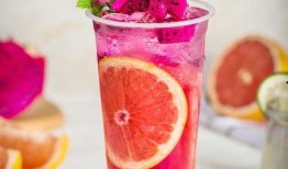 爆料水果茶难喝嘛视频,难喝还是美味？