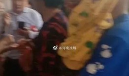 亲子搞笑爆料视频,亲子互动笑料百出，温馨爆笑视频集锦