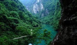 《峡谷》在线观看,揭秘神秘山谷的惊险探险之旅