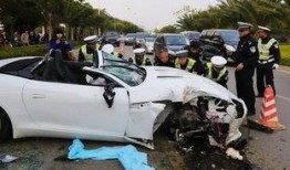 网友爆料高速飙车事件视频,速度与激情引网友热议