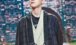 张云雷最新海报爆料,神秘元素引粉丝热议