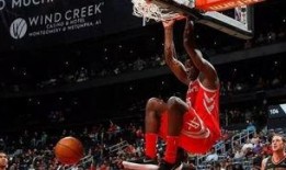 记者爆料火箭队队长视频,揭秘赛场背后的真实瞬间